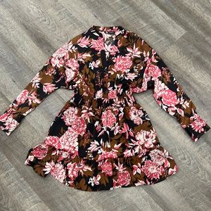 Long sleeve floral dress